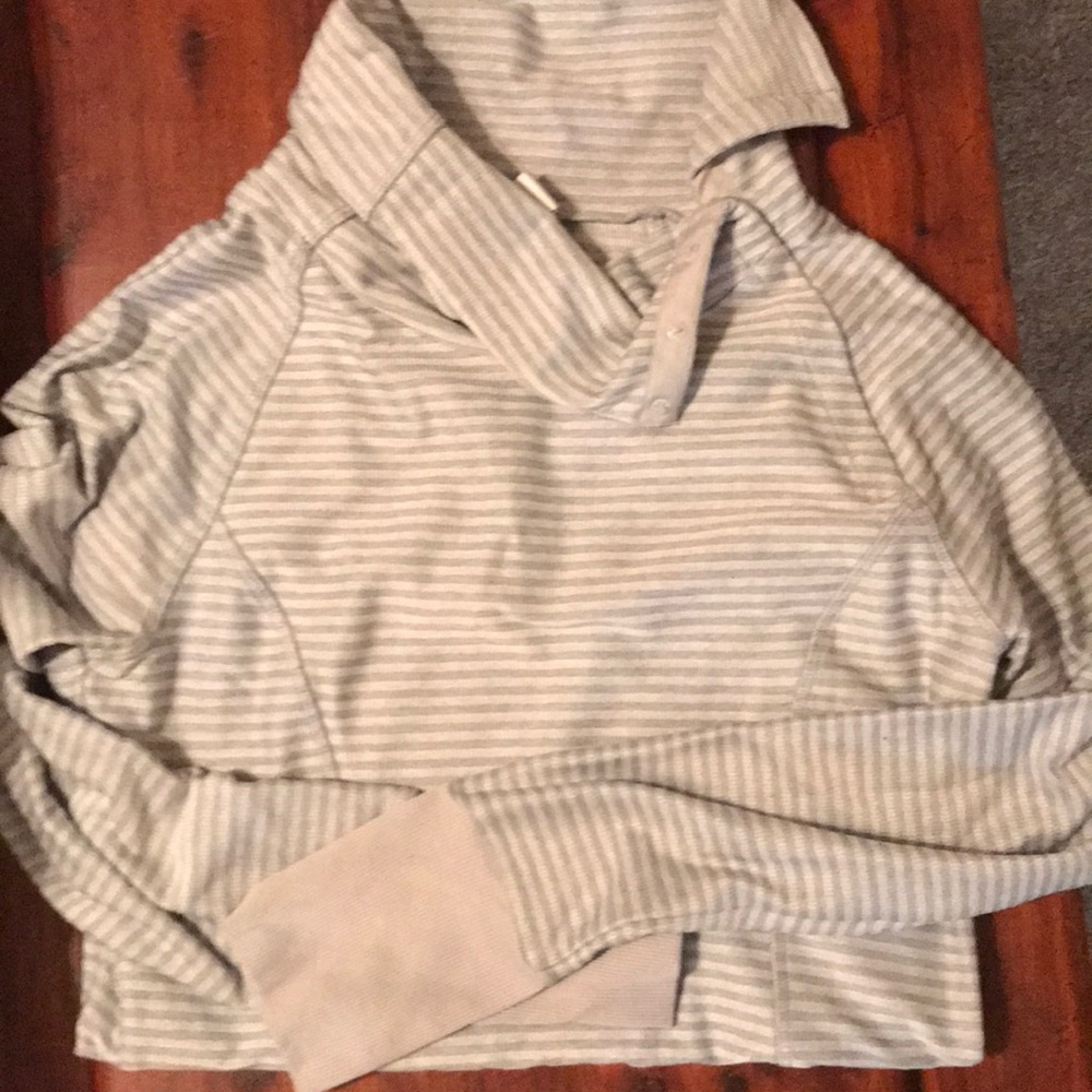 Workout/outdoorsy top